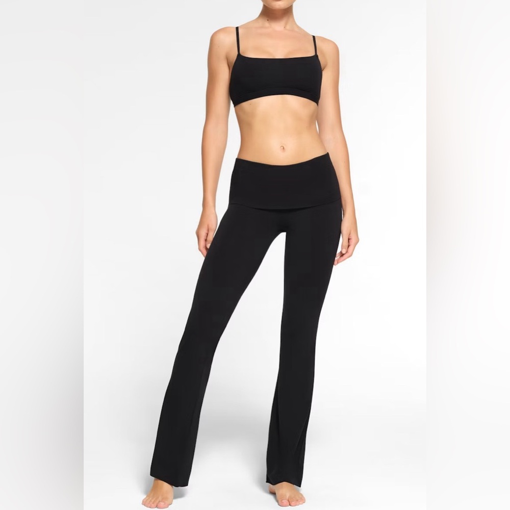 Skims leggings flare out
